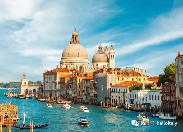  维琴察德比战火重燃，威尼斯水城见证激情对决