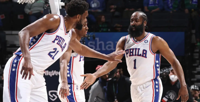  恩比德统治攻防两端76人主场轻取尼克斯止连败